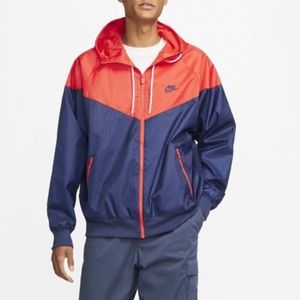 Nike Men’s Sportswear Windrunner Hooded Jacket